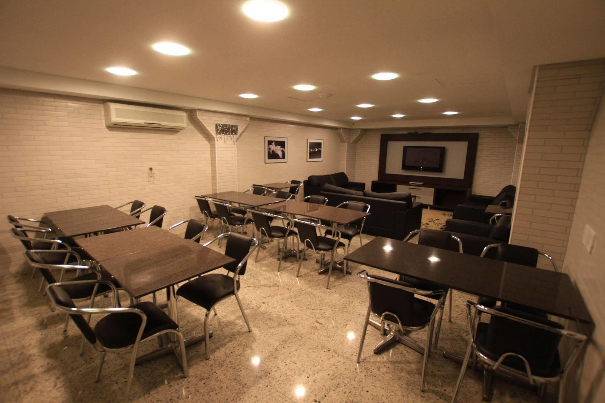 Hotel Confiance Batel Curitiba Buitenkant foto